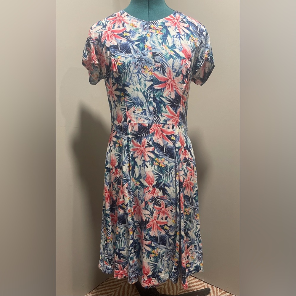 H&M Floral address (Size 10)